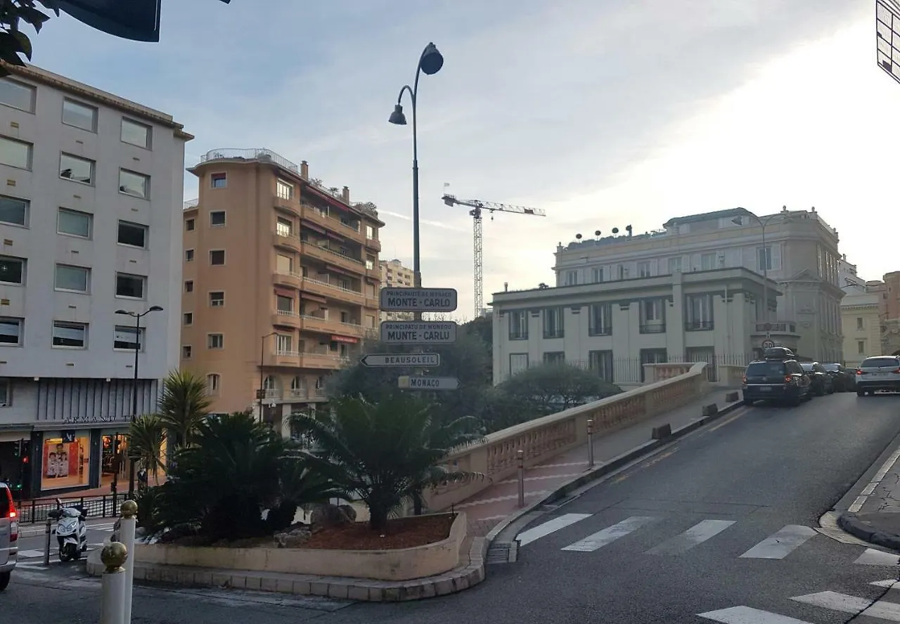 Home For 2 Few Steps From Casino Monte Carlo And Beach Beausoleil